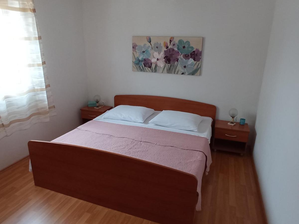 Apartment Viola Supetar Ngoại thất bức ảnh
